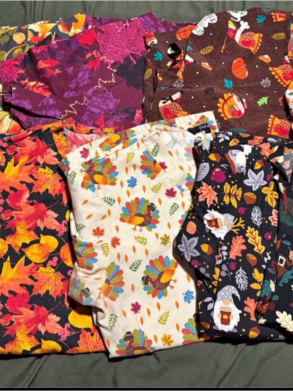 10 large woman’s scrub tops fall/Thanksgiving pattern